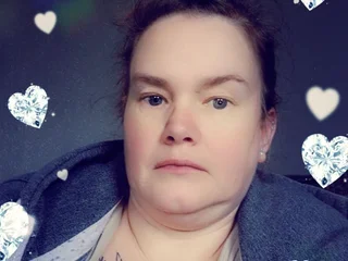 Curvymum84 profile