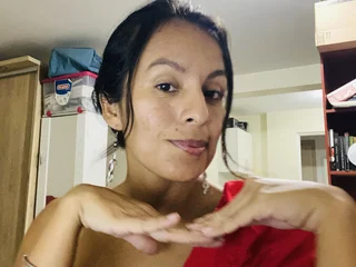 LolaPrettySweet Live Cam